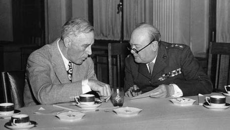 Franklin D. Roosevelt si Winston Churchill